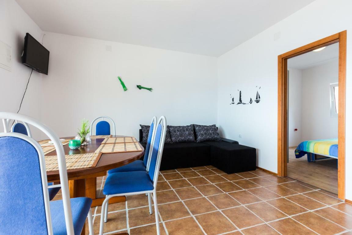 Apartmani Filip 만드레 외부 사진